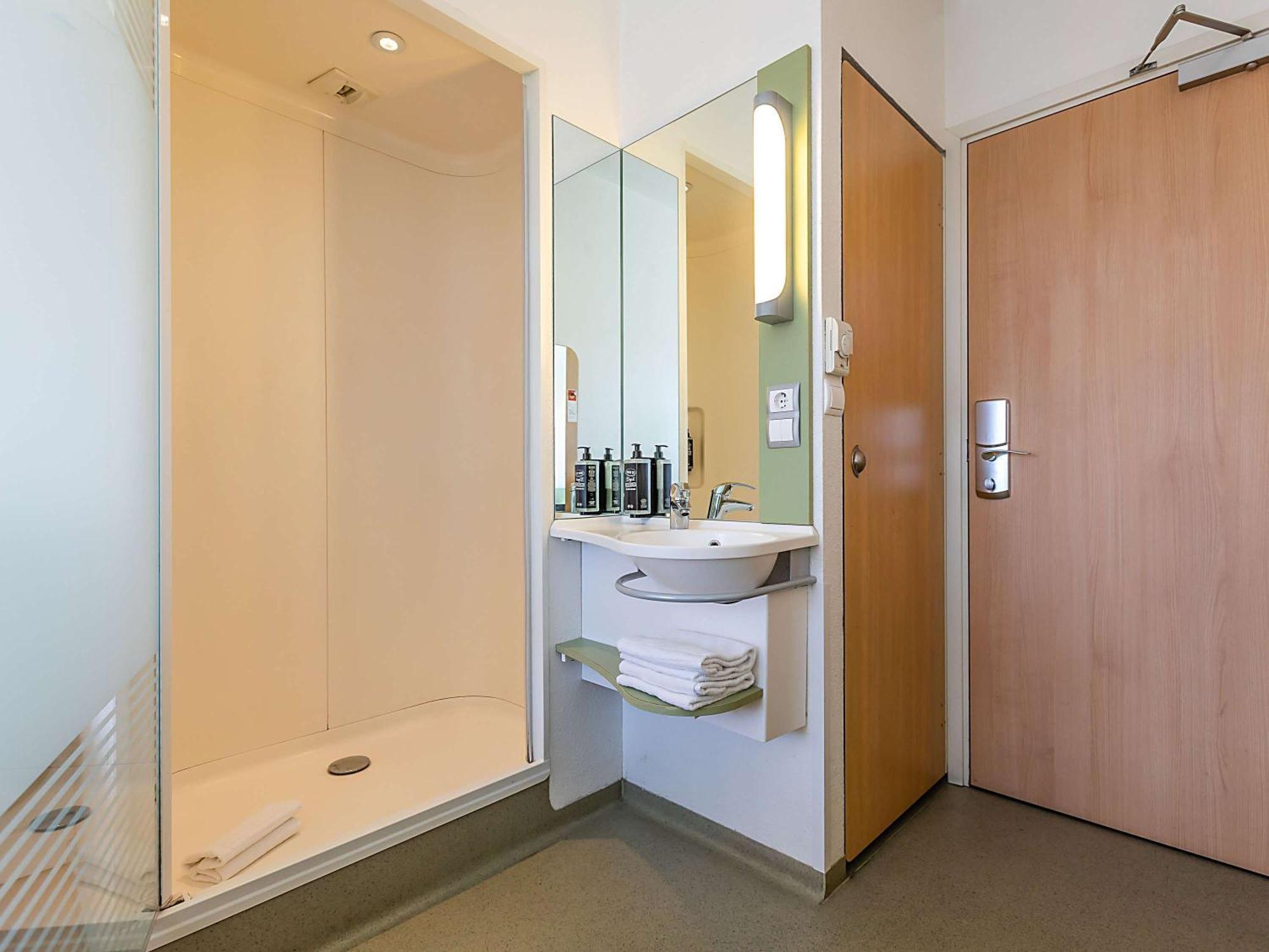 Hotel Ibis Budget Porto Gaia Vila Nova de Gaia Eksteriør billede